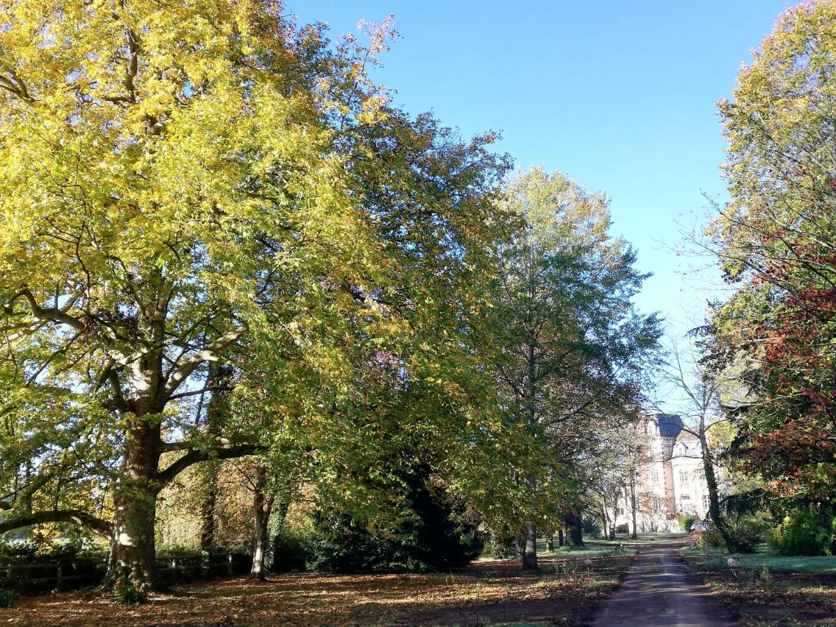 Residence Services Chateau Saint Pierre Oursin Vimont Exterior foto